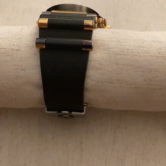 RENATO Limited Edition Rubber watch. - Picture 3 of 7